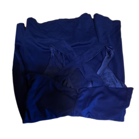 Get Party Ready with This Little Blue Dress XL - Picture 5 of 9